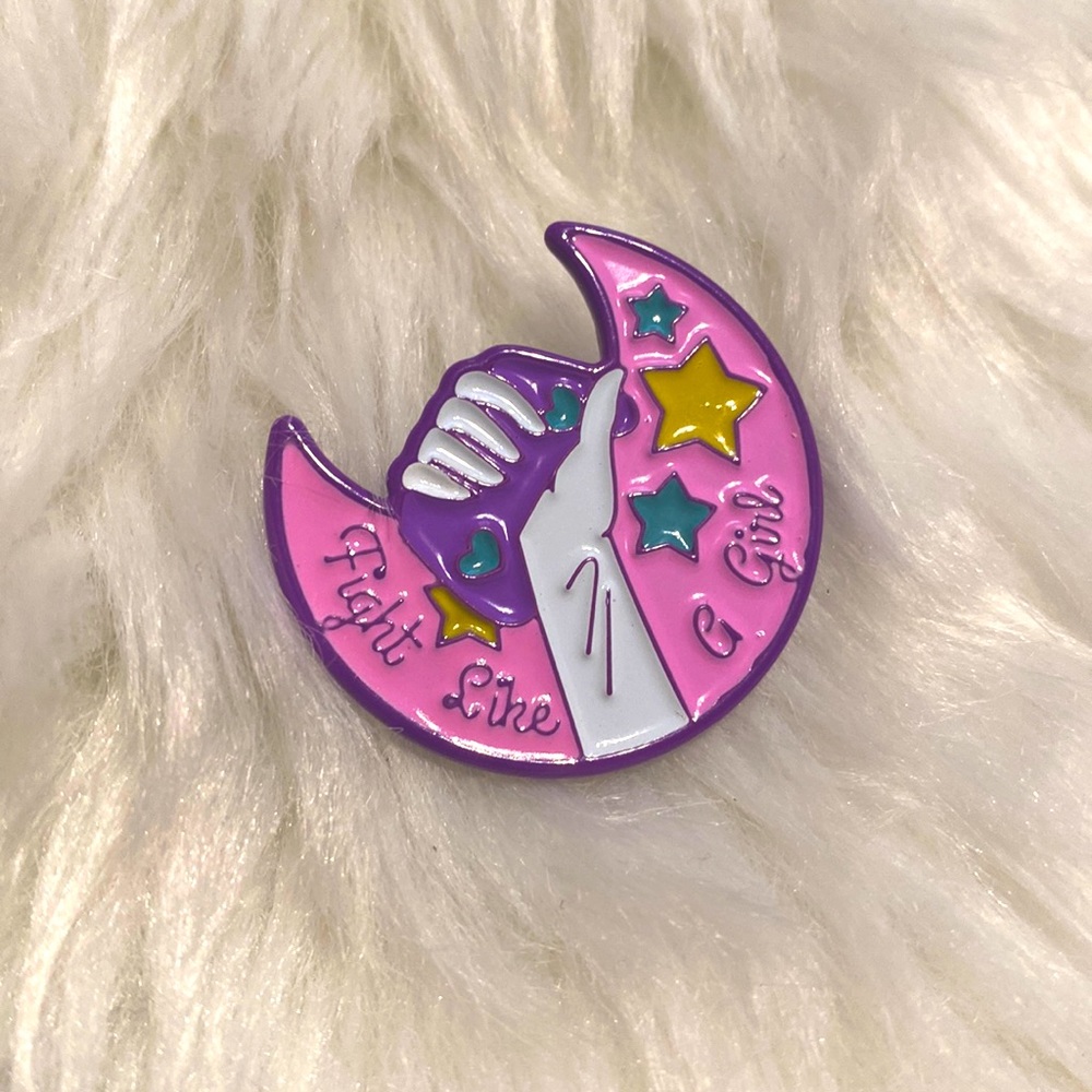 Enamel pin